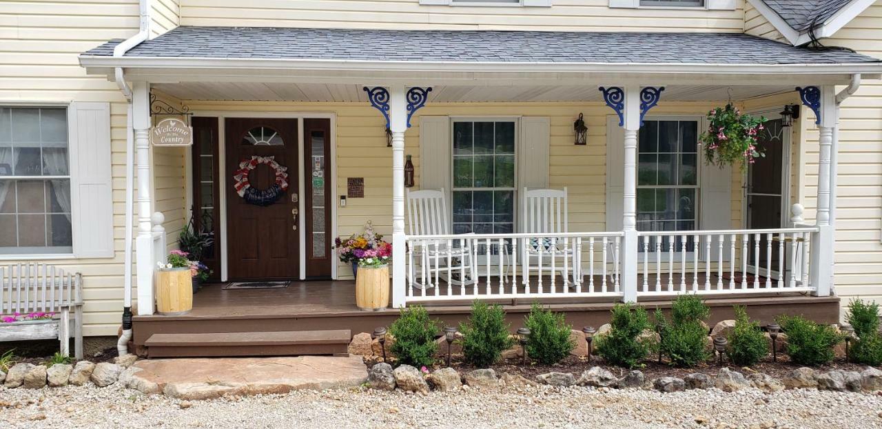 Cottage By The Castle Camdenton Exterior foto